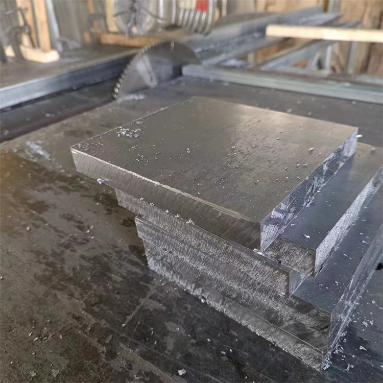 1743238087406349.jpg 大锯铅块 (21).jpg